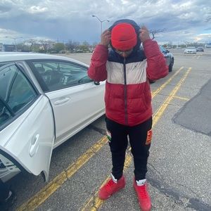 Meet your Posher, Zain